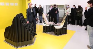 Sitzmodule aus PVC-Bauprodukten