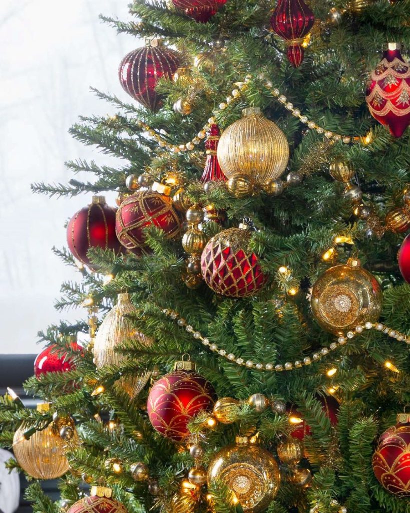 PVC-Weihnachtsbäume: Wie authentisch sind deine Blätter! 1 PVC-Weihnachtsbäume Balsam Hill