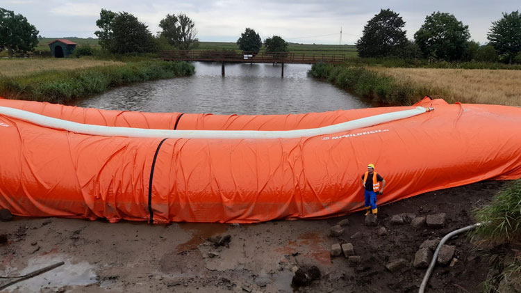 Effektiver Hochwasserschutz 4 Hochwasser Mobildeich Bild2