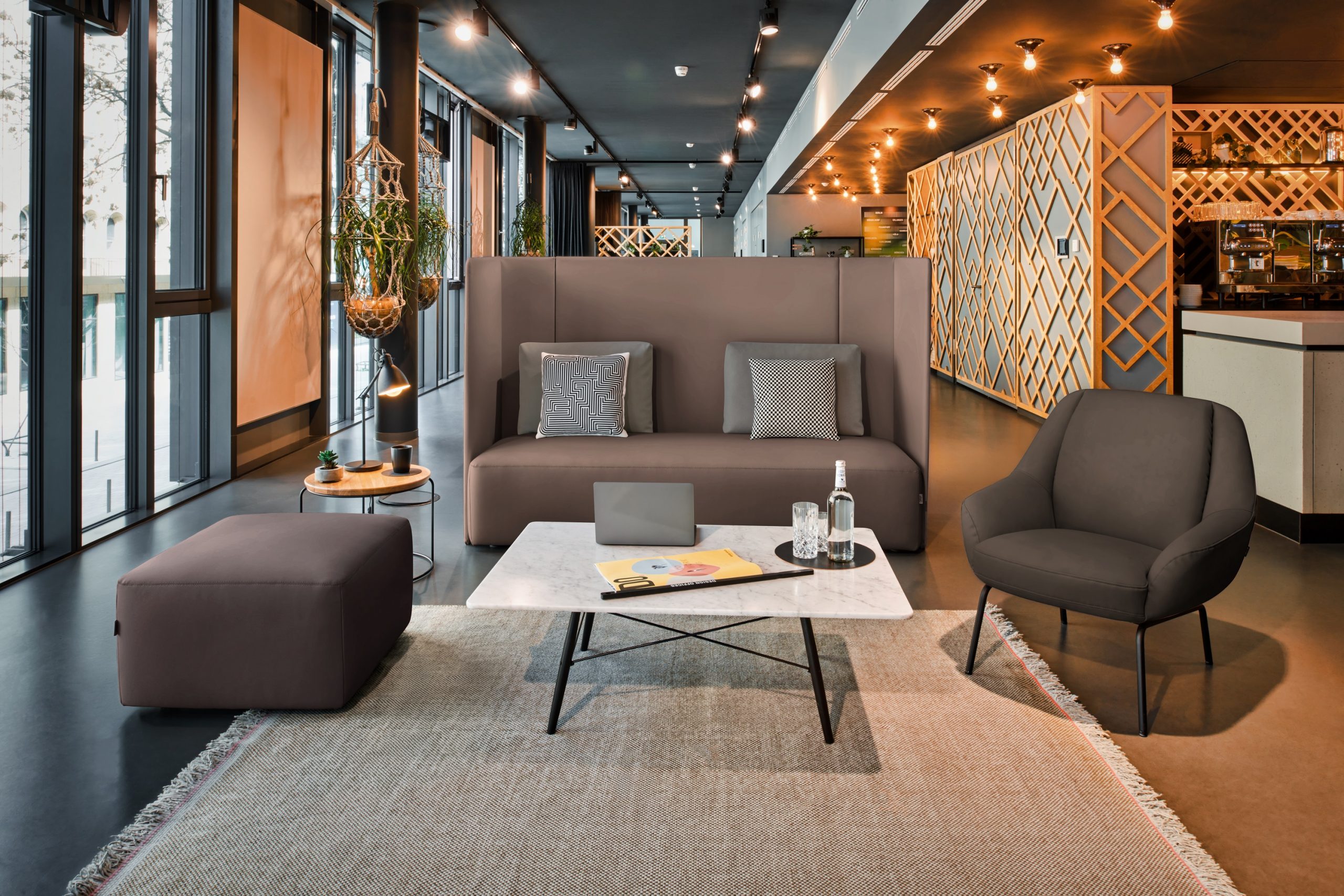 Polsterbezugsstoffe aus Kunstleder gewinnen in der Innenraumgestaltung an Bedeutung