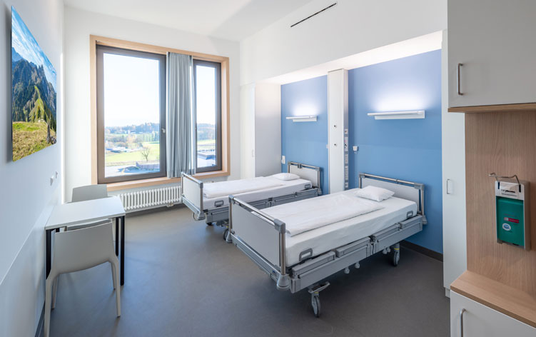 Hygienische Bodenbeläge für Praxen und Krankenhäuser 3 Klinikgebaeude Gerflor Bild3